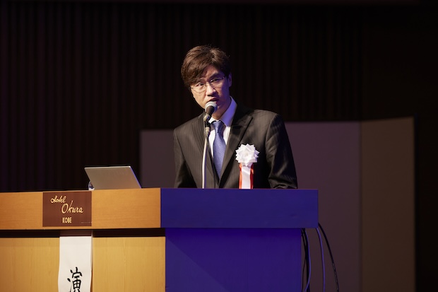 発表を行う隈病院 頭頸部外科 医長の佐々木崇博先生